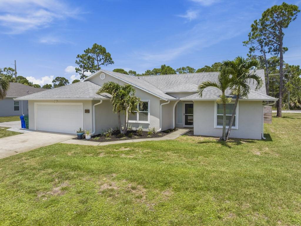 291 Columbus ST, Sebastian, FL 32958