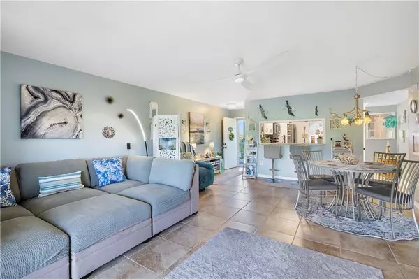 Sebastian, FL 32958,5725 Pelican Pointe DR #1