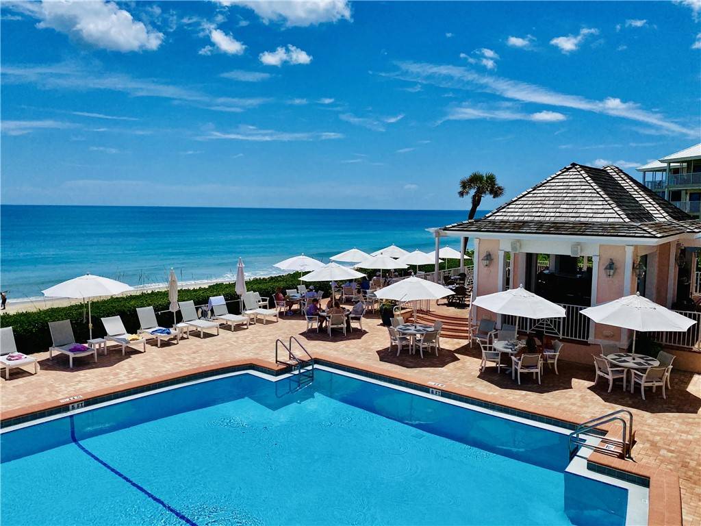 Vero Beach, FL 32963,8830 S Sea Oaks WAY #301