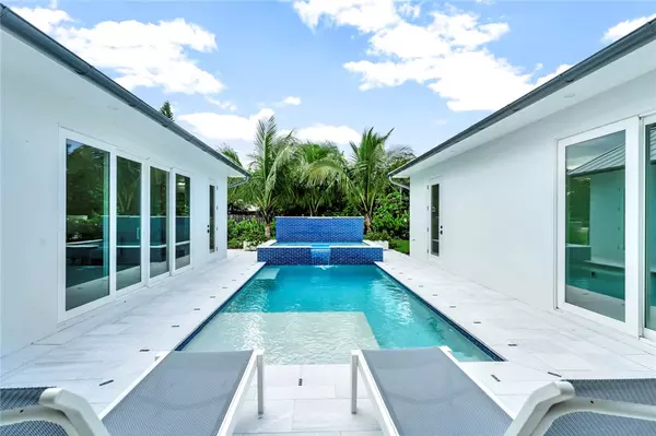 Vero Beach, FL 32963,985 Clipper RD