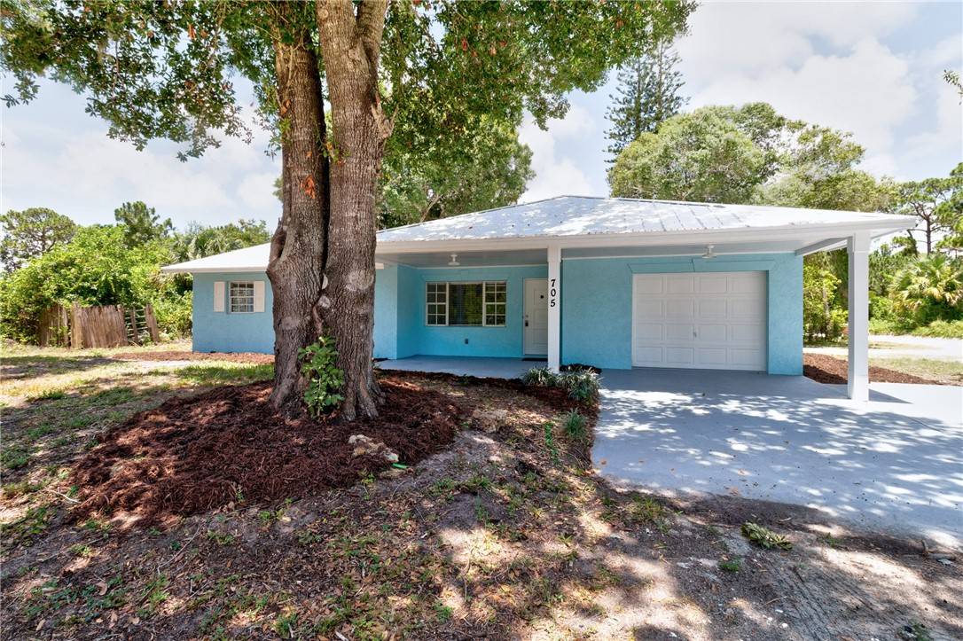 Vero Beach, FL 32962,705 10th AVE SW