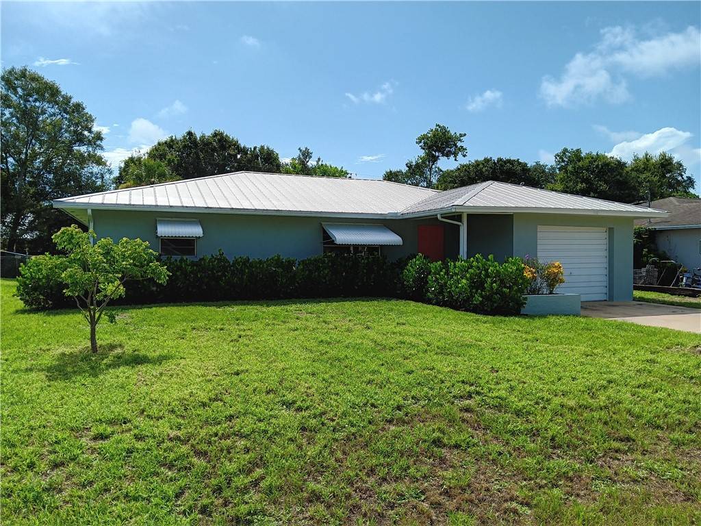 1246 35th AVE SW, Vero Beach, FL 32968