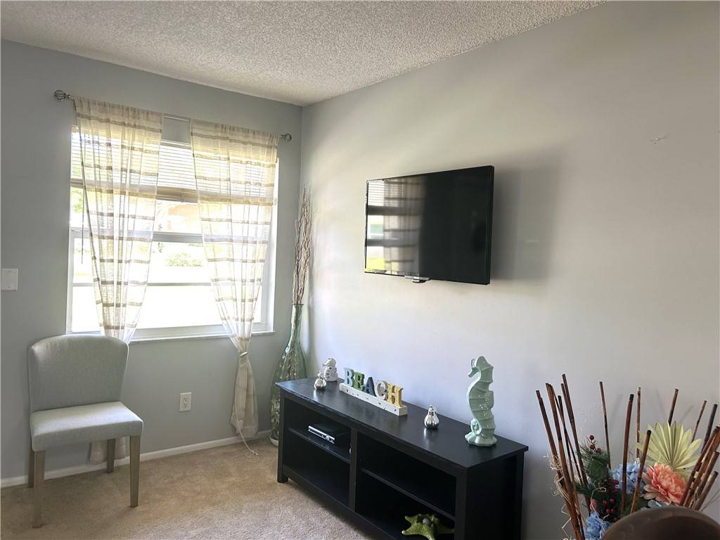 Vero Beach, FL 32962,49 Woodland DR #104