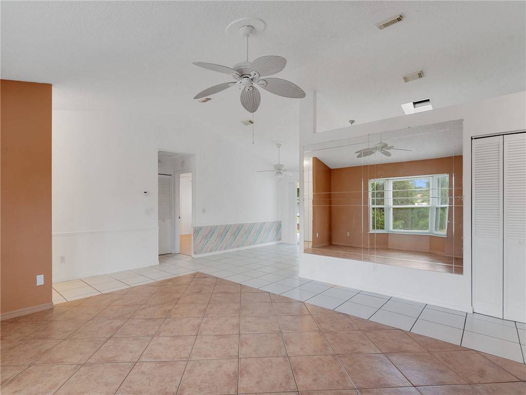 Fort Pierce, FL 34951,5505 Eastwood DR