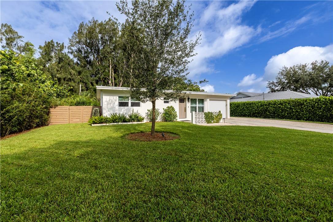 Vero Beach, FL 32960,1735 20th CT