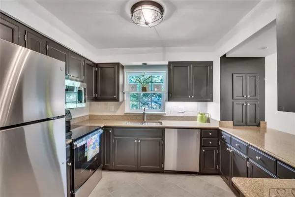 Vero Beach, FL 32963,800 Coquina LN #202
