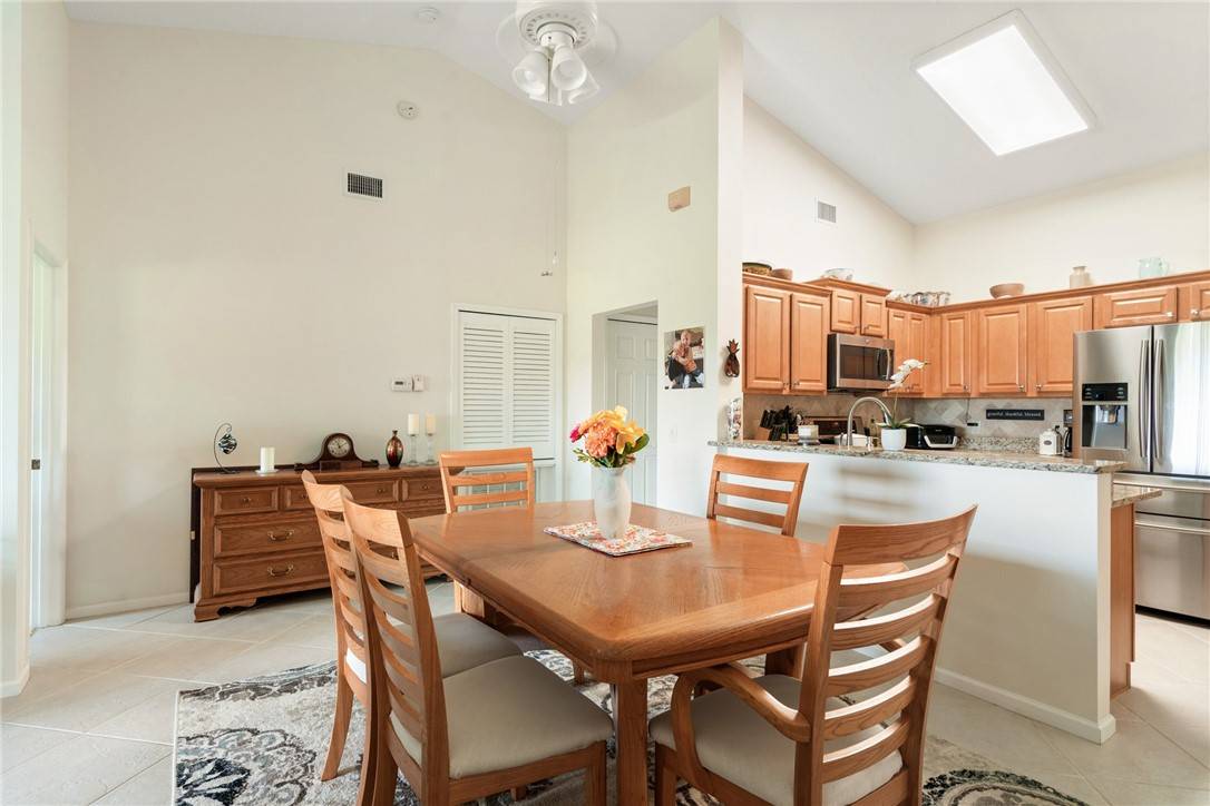 Vero Beach, FL 32962,255 Grand Royale CIR #204