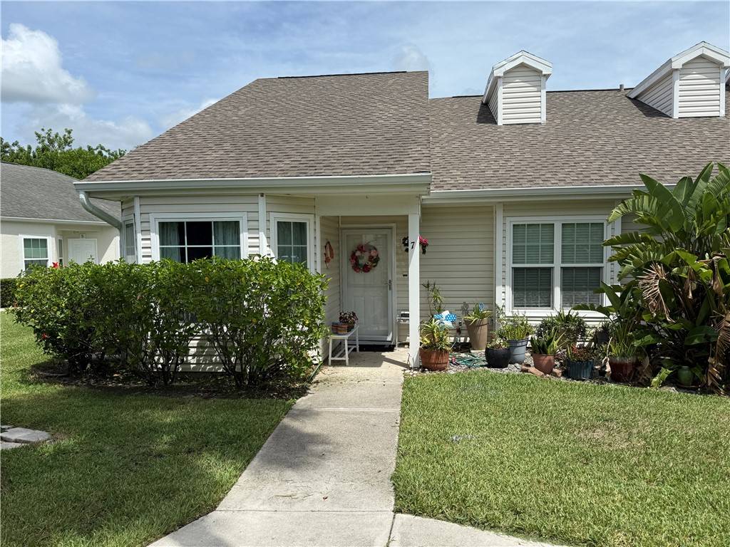 1901 Westminster CIR #7, Vero Beach, FL 32966