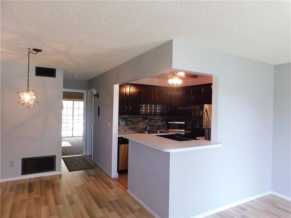 77 Royal Oak DR #204, Vero Beach, FL 32962