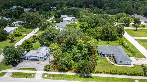 9640 87th ST, Vero Beach, FL 32967