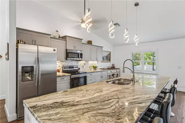 Vero Beach, FL 32962,604 24th ST SW