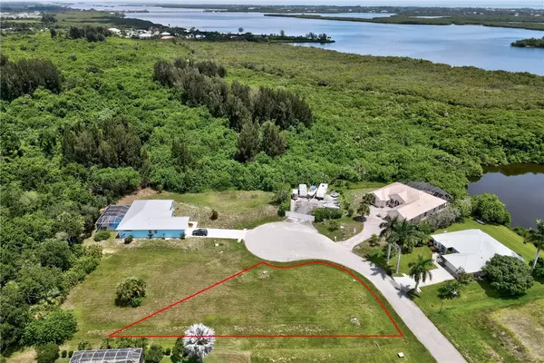 Vero Beach, FL 32967,7465 32nd CT