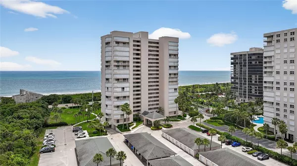 Hutchinson Island, FL 34949,5051 JIMMY BUFFET MEMORIAL HWY #T6