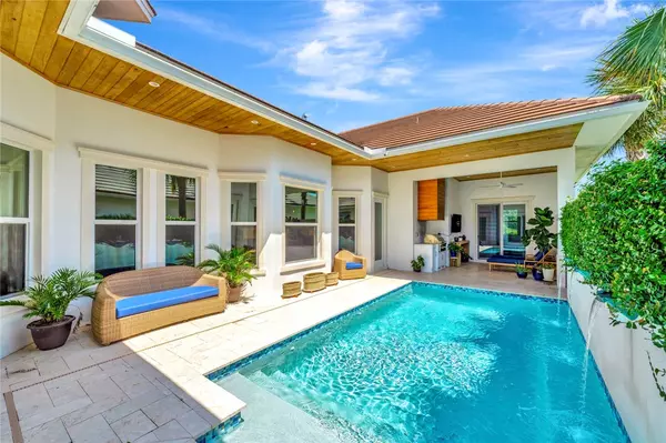 11 Caribe WAY, Vero Beach, FL 32963