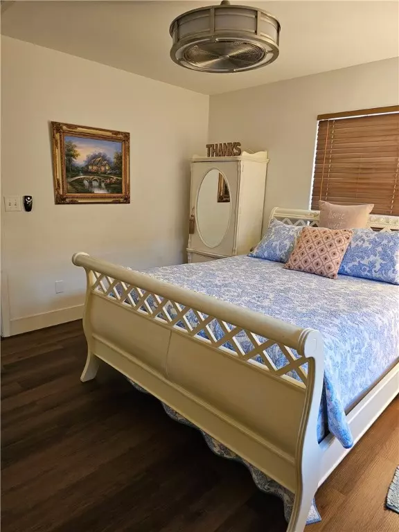 6475 5th ST, Vero Beach, FL 32968