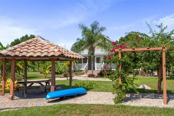 Vero Beach, FL 32968,7290 17th ST SW