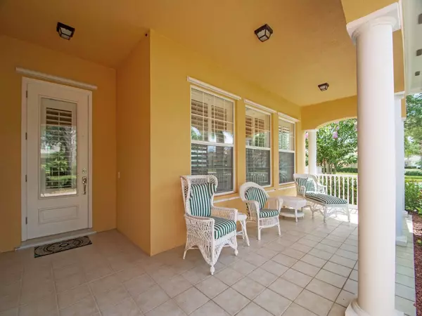 Vero Beach, FL 32967,5406 Barbados SQ