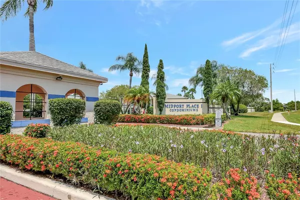 1538 Royal Green CIR #102, Port St Lucie, FL 34952