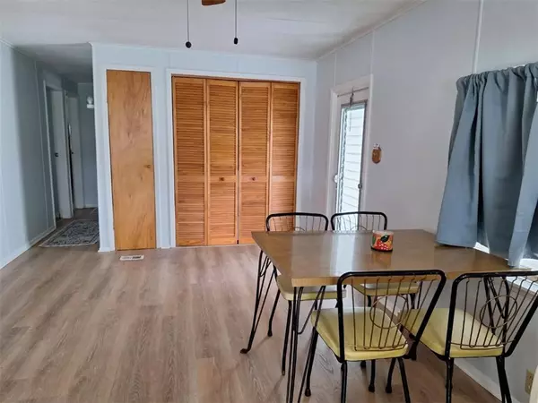 Sebastian, FL 32976,886 Pecan CIR