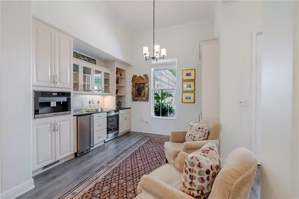 Vero Beach, FL 32967,1015 Saint James LN