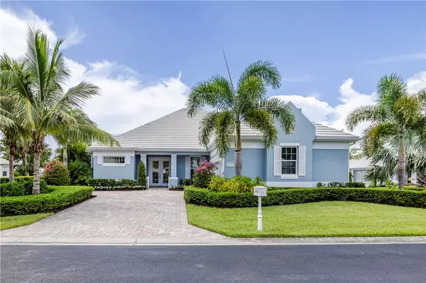 1015 Saint James LN, Vero Beach, FL 32967