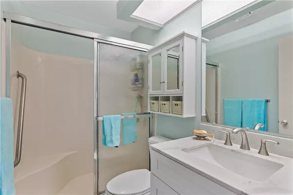 Vero Beach, FL 32962,1 Vista Gardens TRL #207