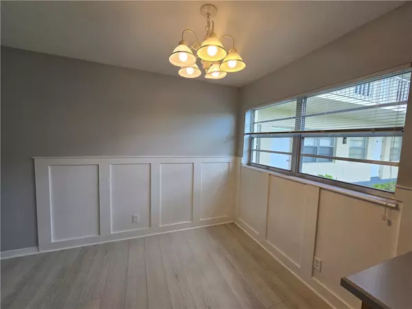 Vero Beach, FL 32962,36 Pine Arbor LN #102