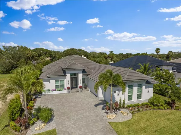 220 Strand SQ, Vero Beach, FL 32963
