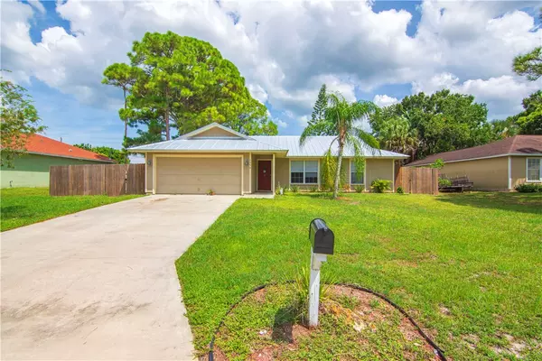 1756 7th AVE SW, Vero Beach, FL 32962
