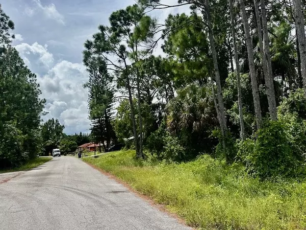 Palm Bay, FL 32909,279 Sauders RD SE