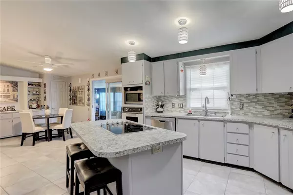 Barefoot Bay, FL 32976,1109 Tequesta DR