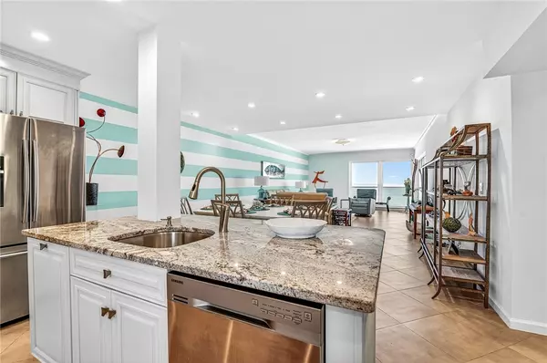 Vero Beach, FL 32963,5000 Highway A1a #320