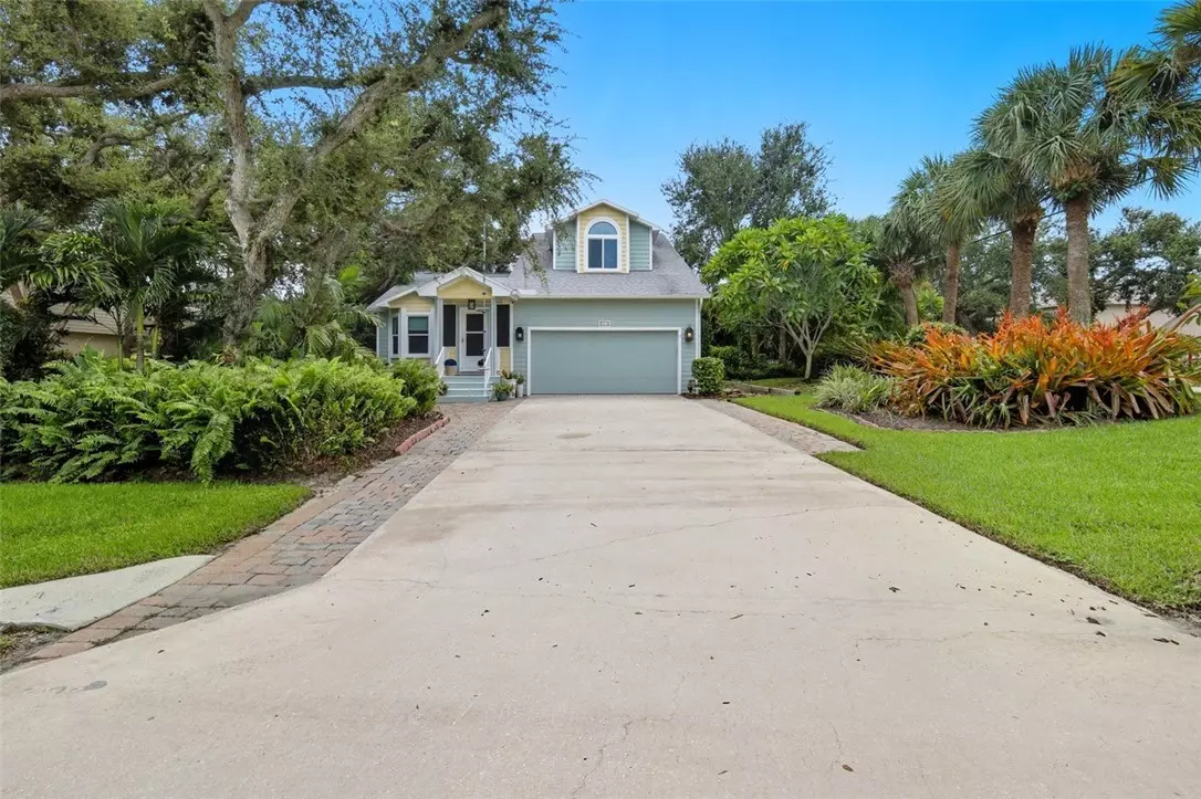 Vero Beach, FL 32963,902 Tides RD