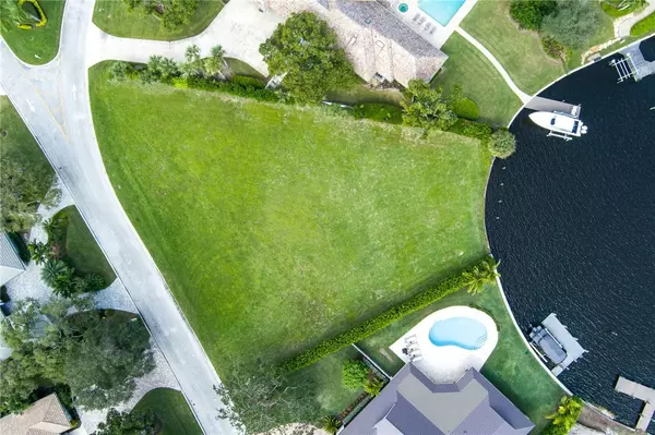 Vero Beach, FL 32963,211 Spinnaker DR