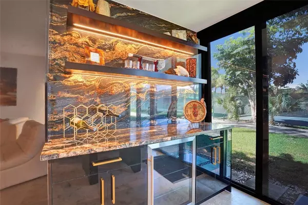 Delray Beach, FL 33444,755 Dotterel RD #1112