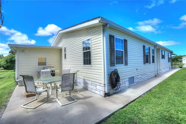 Sebastian, FL 32976,823 Tamarind CIR