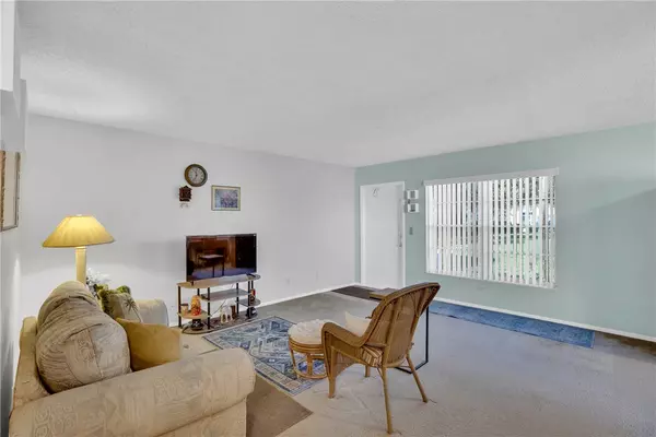 Vero Beach, FL 32962,49 Woodland DR #102