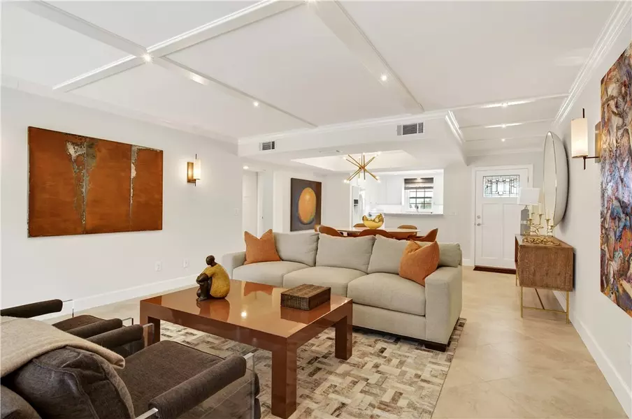 2743 Ocean DR #50E, Vero Beach, FL 32963