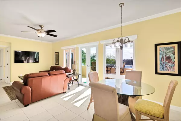 Vero Beach, FL 32967,5045 Harmony CIR #305