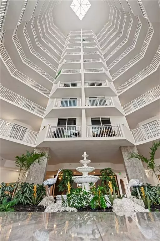 Fort Pierce, FL 34949,2900 N Highway A1a #4D