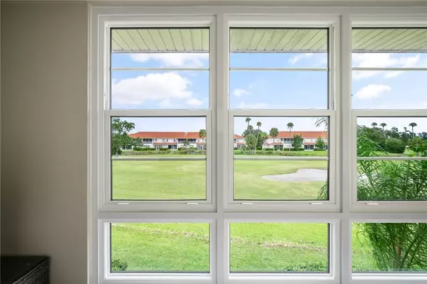 3 Vista Palm LN #204, Vero Beach, FL 32962