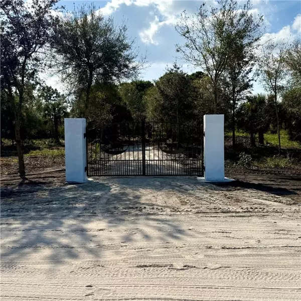 7805 21st ST SW, Vero Beach, FL 32968