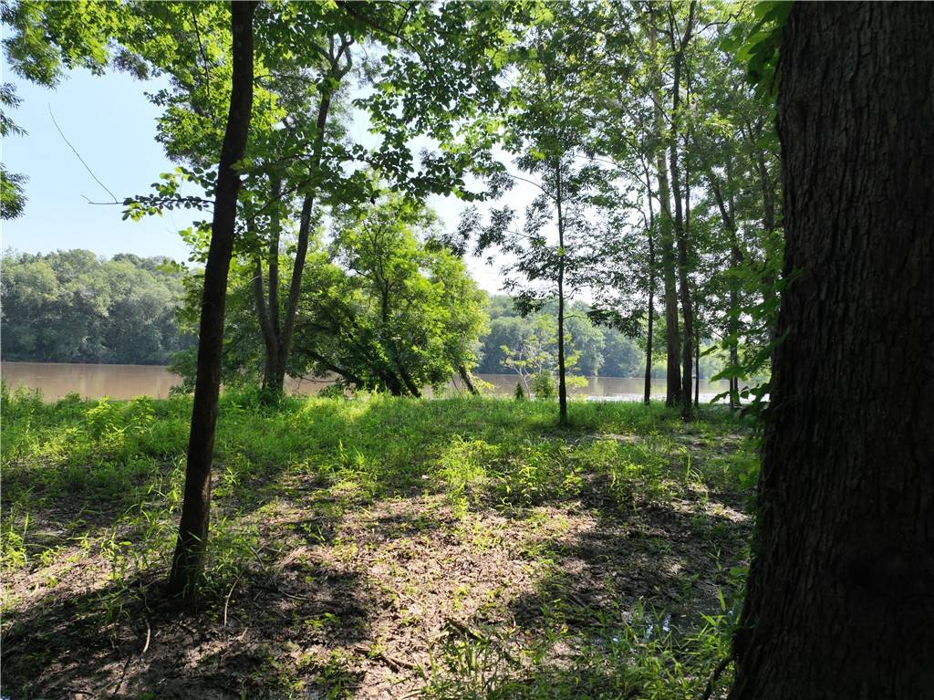 0 Red Oak DR, Jesup, GA 31545
