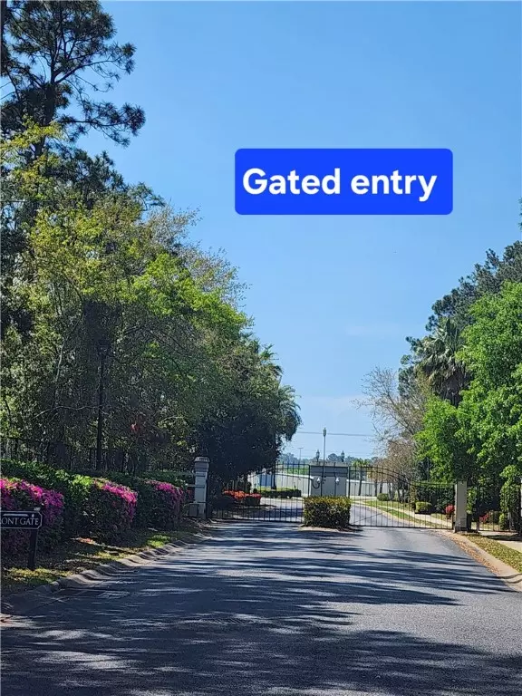 Brunswick, GA 31525,136 Peppertree XING #136