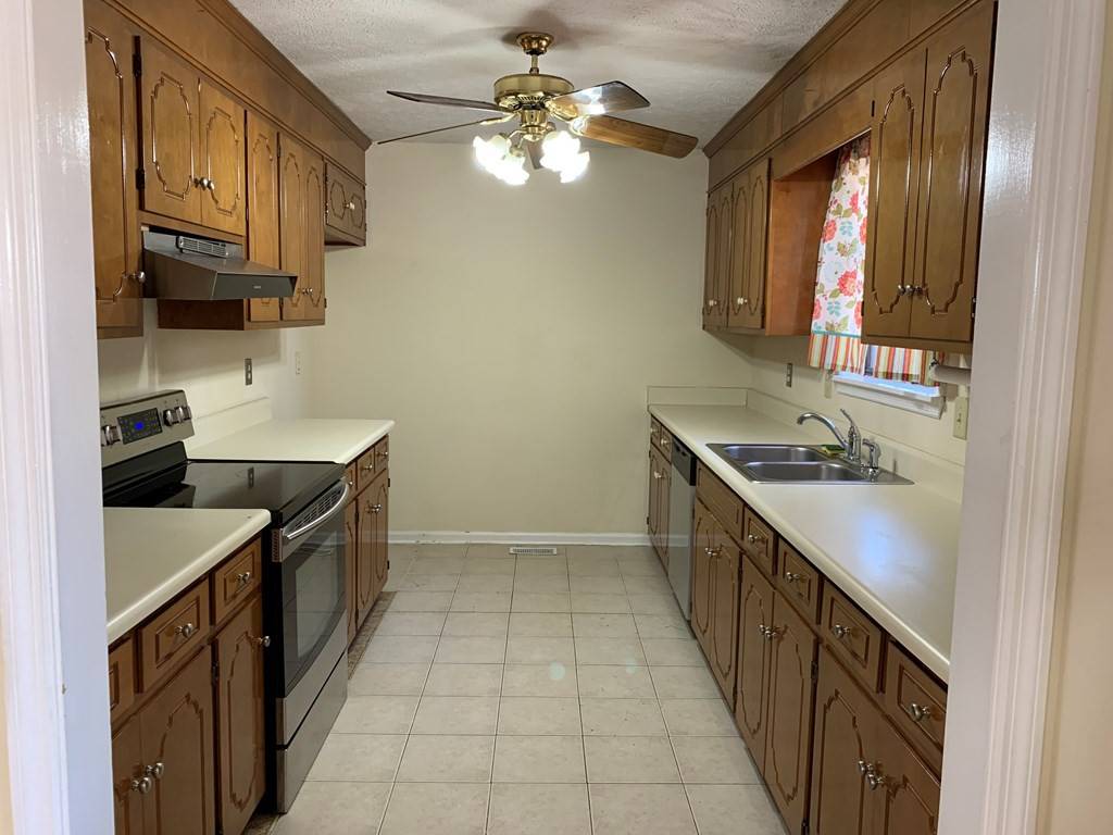Aiken, SC 29803,Suffolk Drive