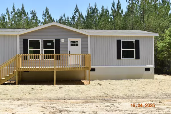 807 Warbonnet Road, Springfield, SC 29146