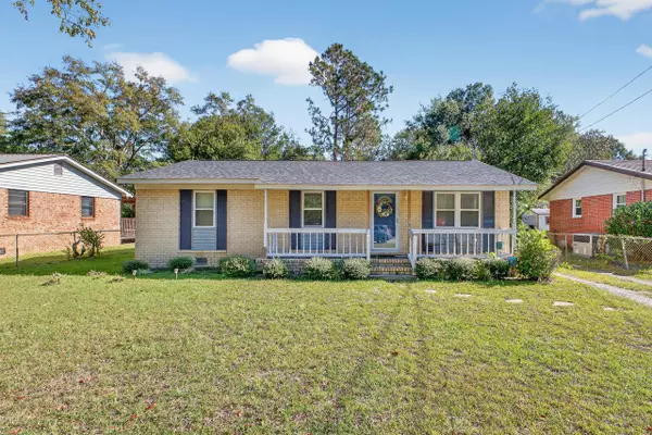 916 Oak Street, Blackville, SC 29817