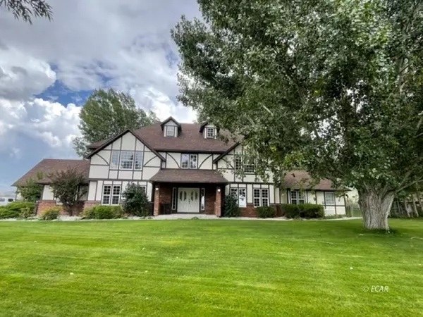 1660 Sustacha DR, Lamoille, NV 89828