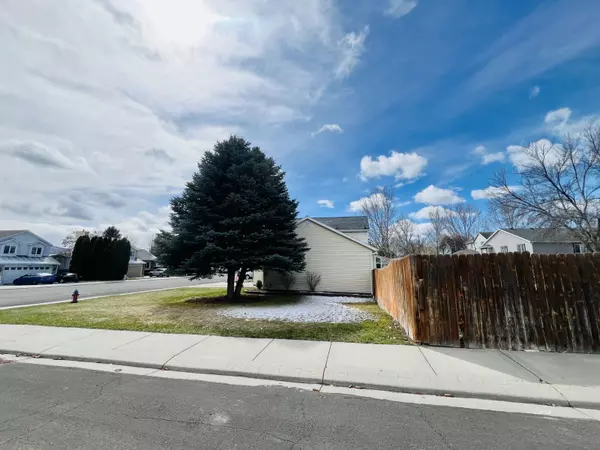 Elko, NV 89801,2325 Sierra DR