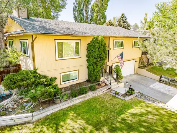 Elko, NV 89801,355 Skyline DR